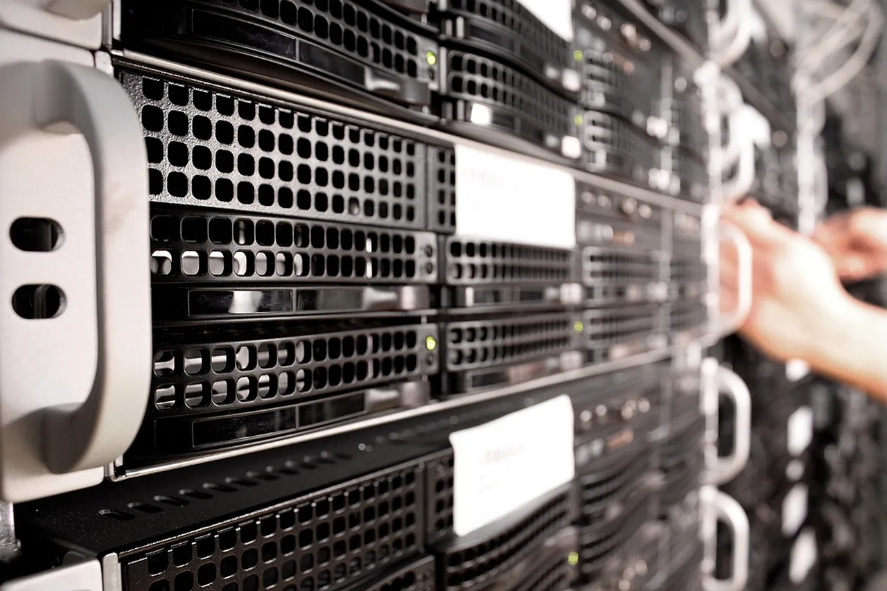 VPS Hosting for Small Business Web Apps: A Buying Guide — Hosting Captain